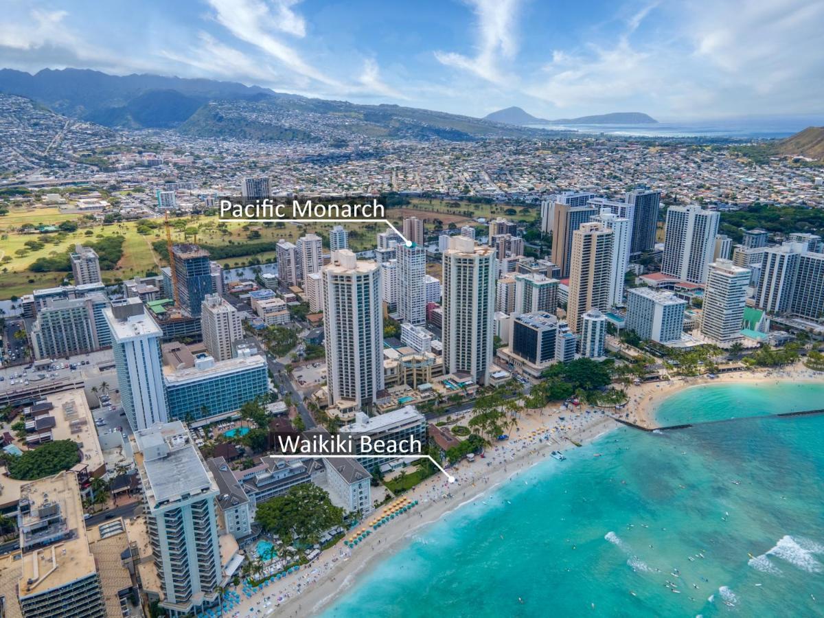 Steps To Waikiki Beach! Newly Renovated With 75" Tv Хонолулу Екстериор снимка